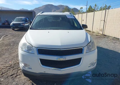 2010 Chevrolet Traverse Ls из США, поврежденный, VIN 1GNLVEED5AJ203668